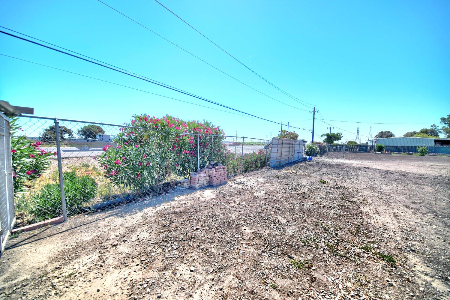 Detail Gallery Image 4 of 20 For 3515 S El Dorado St, Stockton,  CA 95206 - – Beds | – Baths