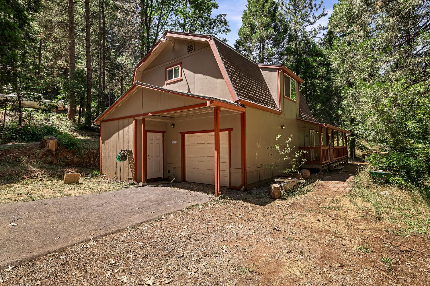 Detail Gallery Image 2 of 36 For 14858 Colter Way, Magalia,  CA 95954 - 2 Beds | 2 Baths