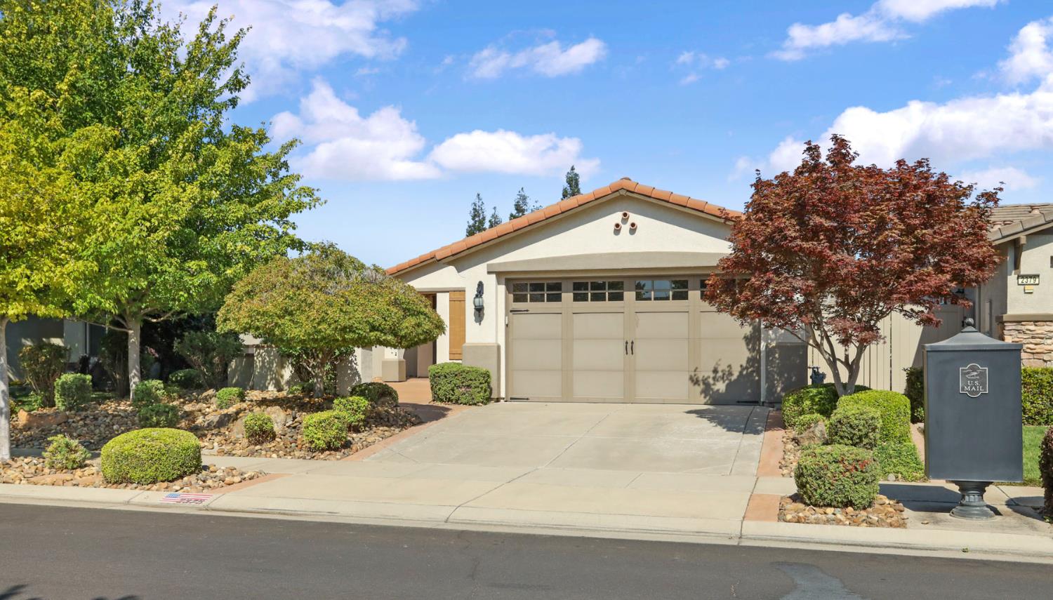 Detail Gallery Image 4 of 50 For 2375 Pepper Tree Ln, Manteca,  CA 95336 - 2 Beds | 2 Baths