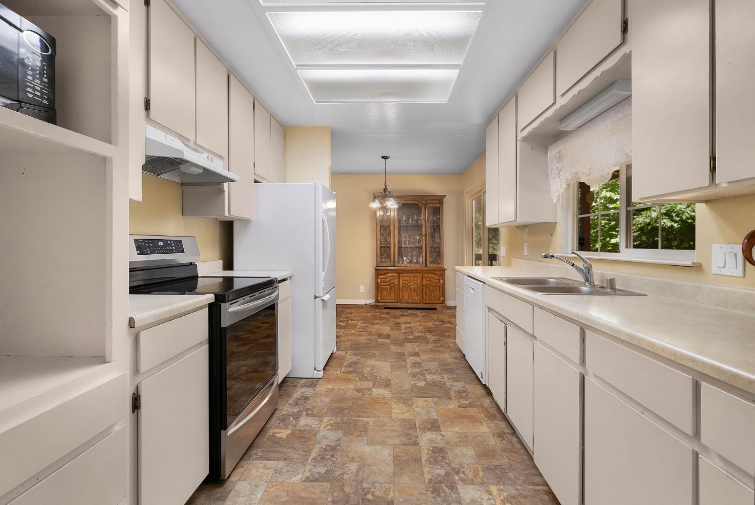 Detail Gallery Image 13 of 36 For 14858 Colter Way, Magalia,  CA 95954 - 2 Beds | 2 Baths