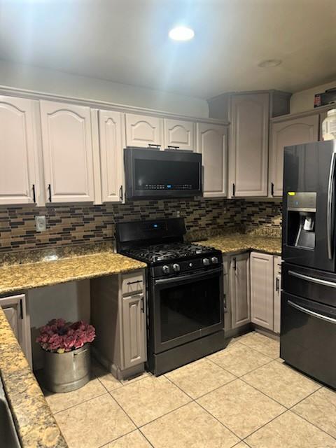 Detail Gallery Image 11 of 21 For 2228 S Pilgrim St, Stockton,  CA 95206 - 3 Beds | 2 Baths