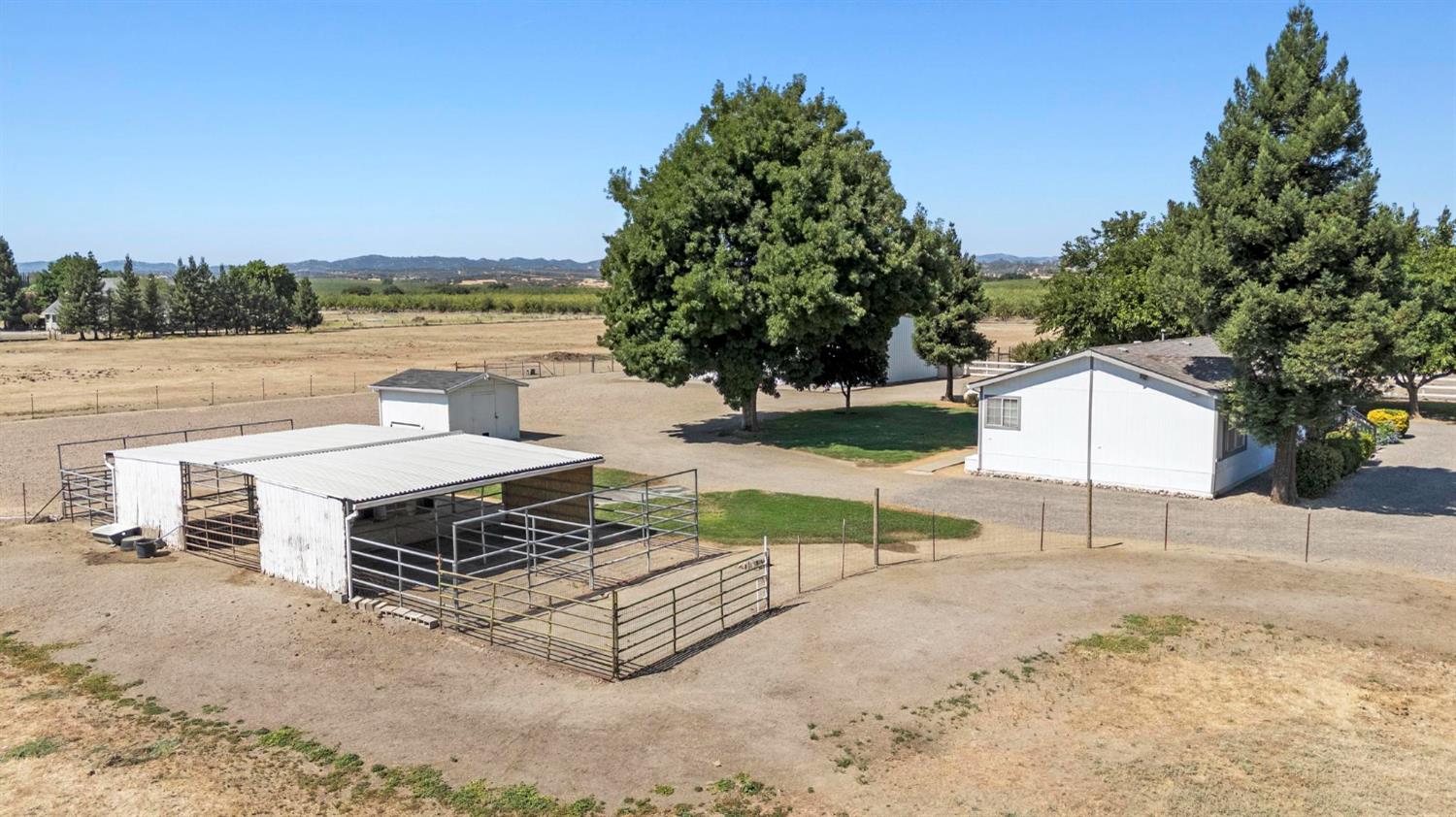 Detail Gallery Image 5 of 67 For 536 Young Ave, Arbuckle,  CA 95912 - 3 Beds | 2 Baths