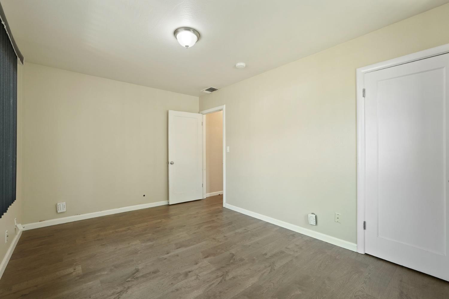 Detail Gallery Image 20 of 38 For 2621 Darwin, Sacramento,  CA 95821 - 4 Beds | 2 Baths