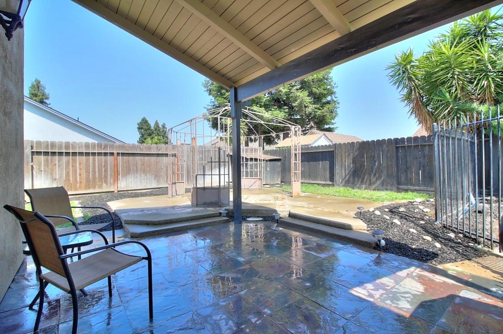 Detail Gallery Image 67 of 70 For 1518 Glenwood Ct, Escalon,  CA 95320 - 4 Beds | 3 Baths