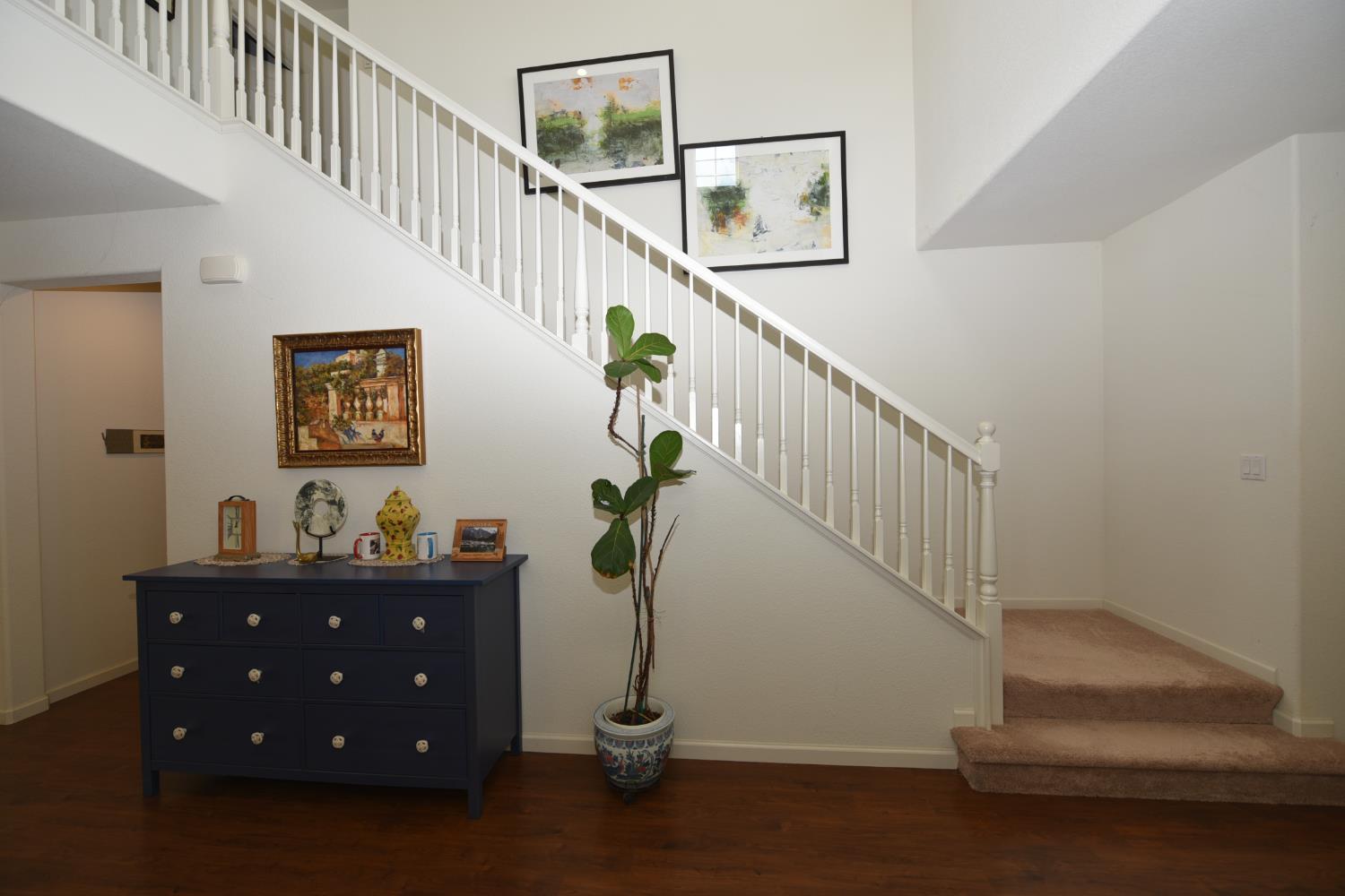 Detail Gallery Image 4 of 44 For 2014 Read Ct, Woodland,  CA 95776 - 4 Beds | 3 Baths