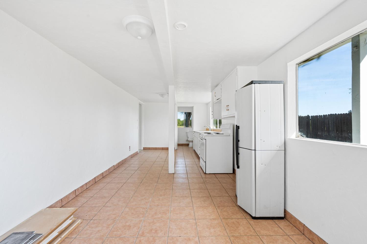 Detail Gallery Image 30 of 41 For 7305 Highway 41, Lemoore,  CA 93245 - 4 Beds | 2/1 Baths