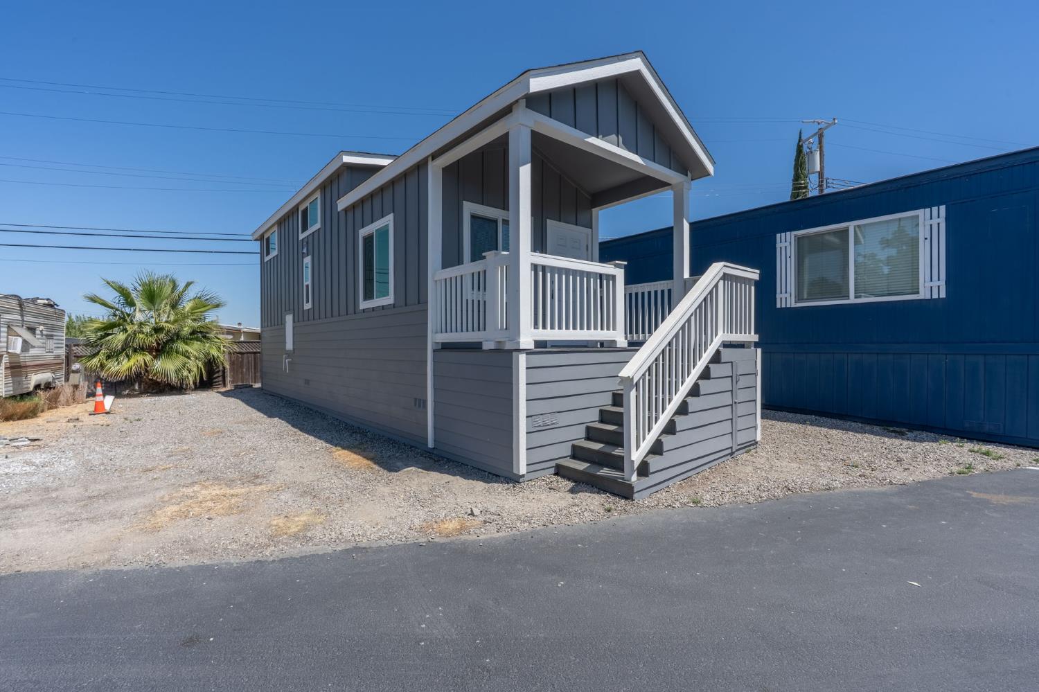 Detail Gallery Image 2 of 18 For 4610 Gateway Rd 9, Bethel Island,  CA 94511 - 1 Beds | 1 Baths