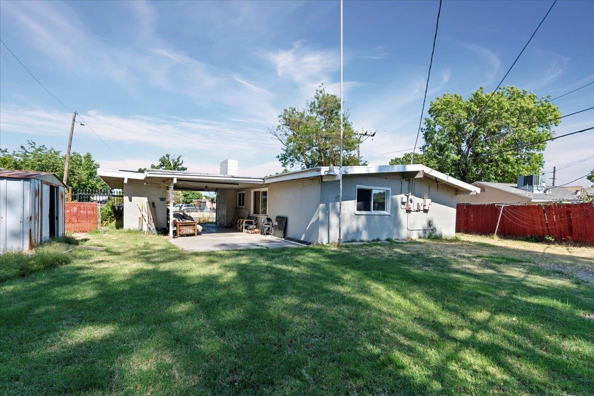 Detail Gallery Image 16 of 19 For 2507 Colorado Ave, Stockton,  CA 95206 - 3 Beds | 2 Baths