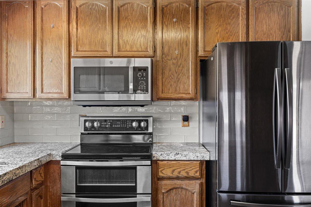 Detail Gallery Image 17 of 44 For 1805 Stone Cress, Ceres,  CA 95307 - 3 Beds | 2 Baths