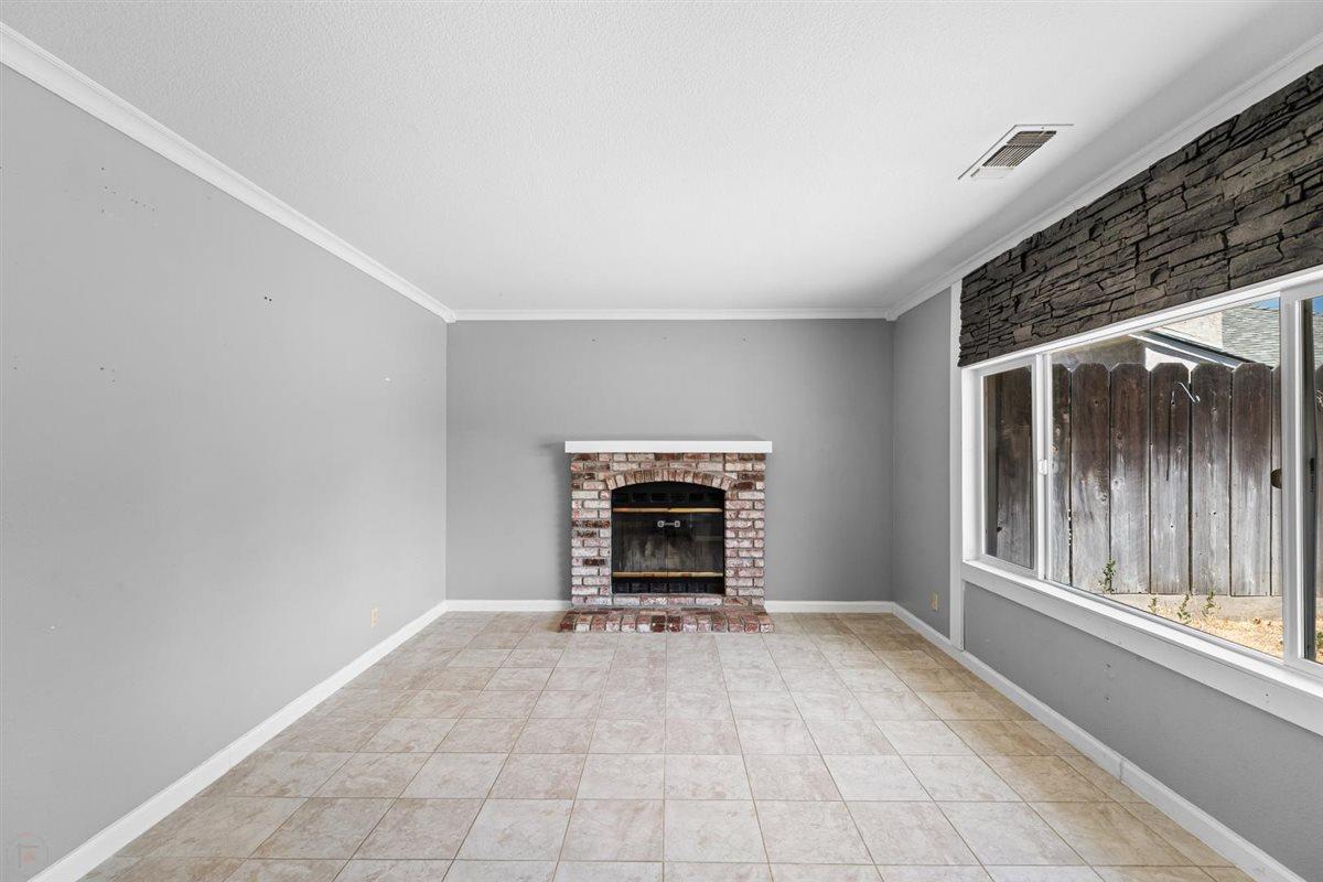 Detail Gallery Image 10 of 44 For 1805 Stone Cress, Ceres,  CA 95307 - 3 Beds | 2 Baths