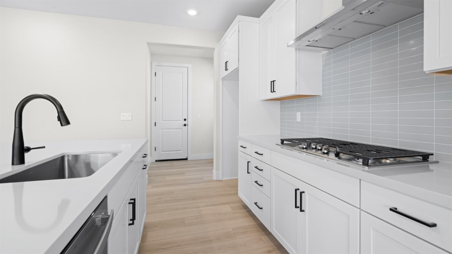 Detail Gallery Image 17 of 42 For 2509 Hamilton Dr, Lodi,  CA 95242 - 4 Beds | 3/1 Baths