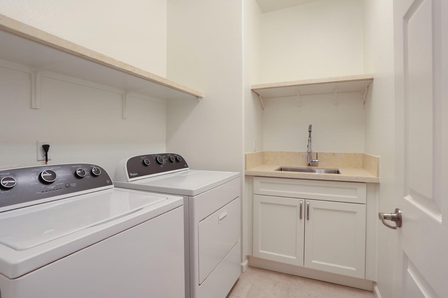 Detail Gallery Image 20 of 40 For 1266 Shady Pines, Manteca,  CA 95336 - 3 Beds | 2 Baths