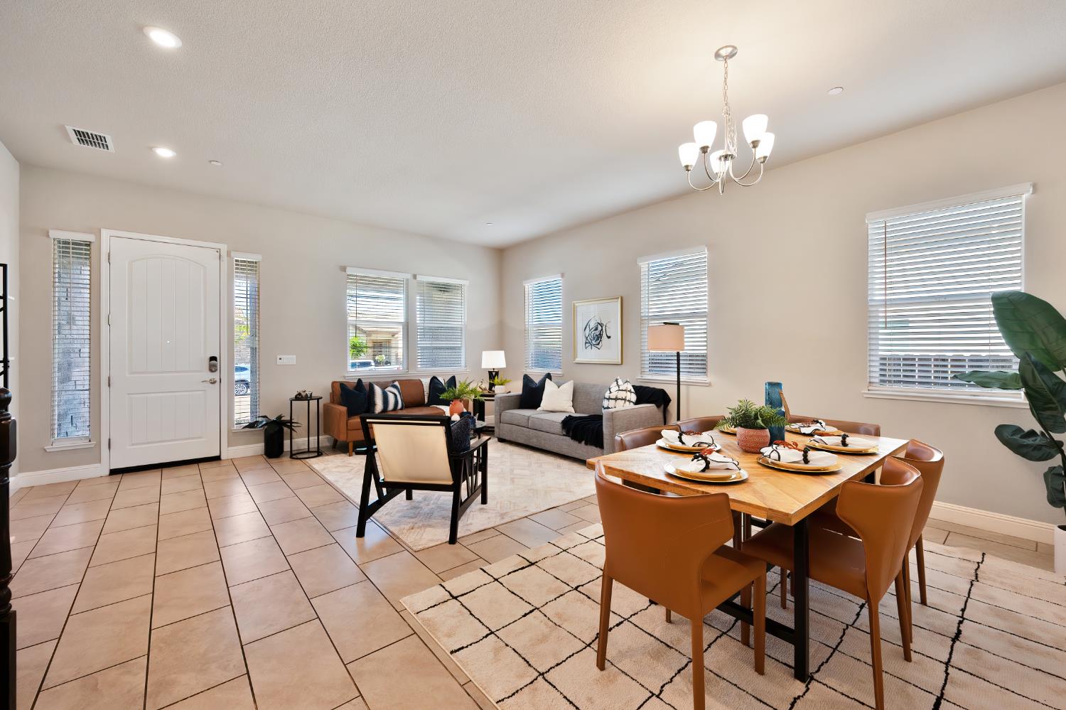 Detail Gallery Image 17 of 70 For 3021 Violet St #172,  Lodi,  CA 95242 - 5 Beds | 3 Baths