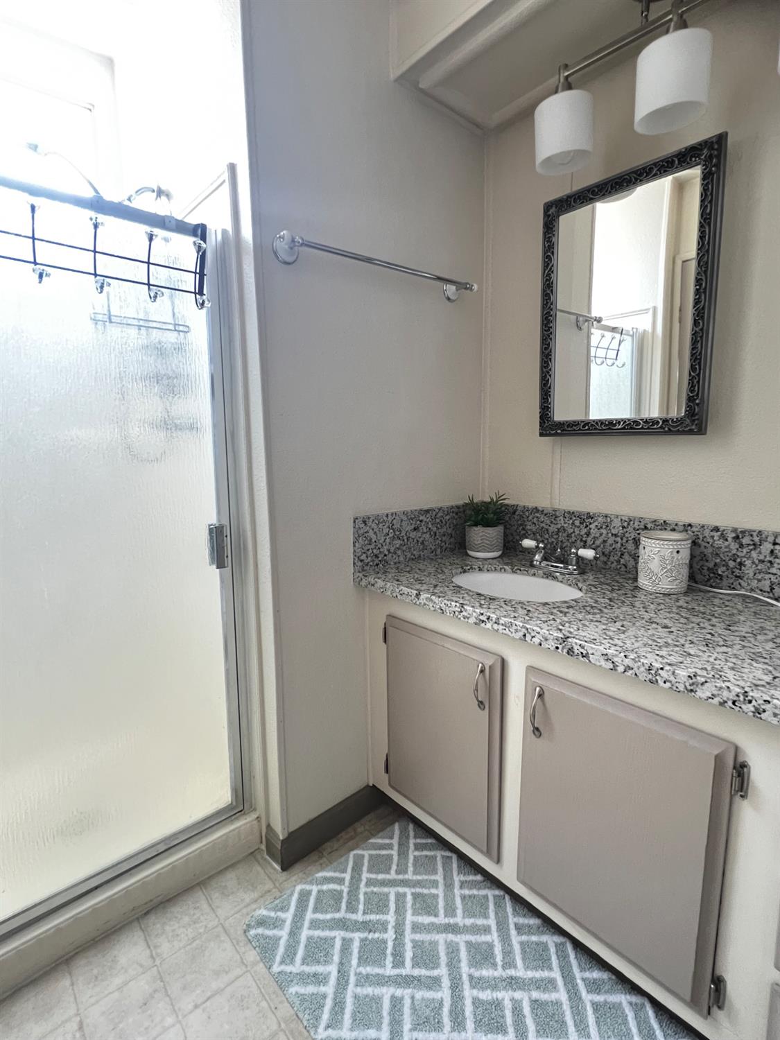 Detail Gallery Image 27 of 37 For 3904 Moana 24, Modesto,  CA 95355 - 2 Beds | 2 Baths