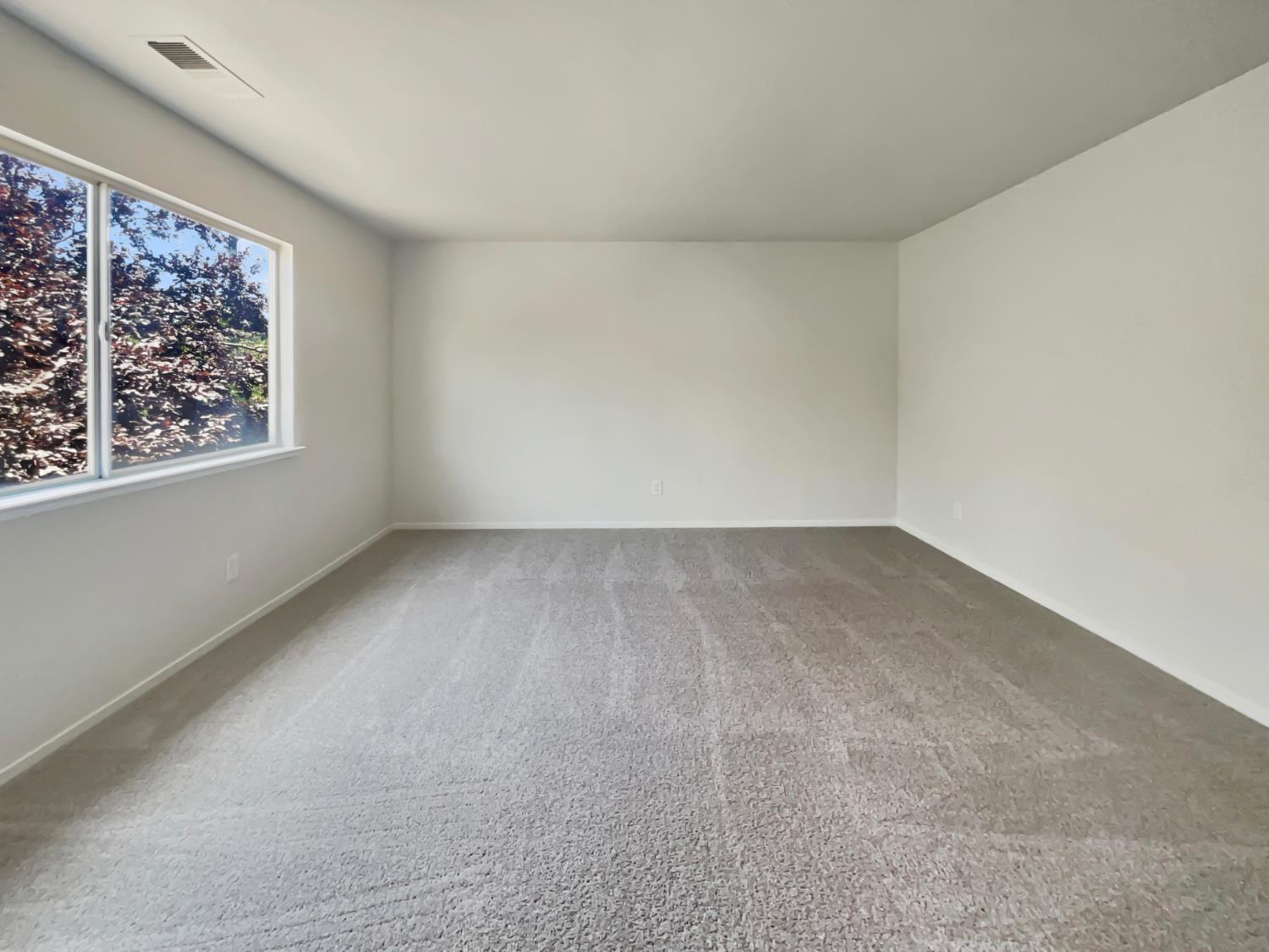 Detail Gallery Image 26 of 38 For 2291 Hamstead Ln, Yuba City,  CA 95991 - 4 Beds | 2/1 Baths