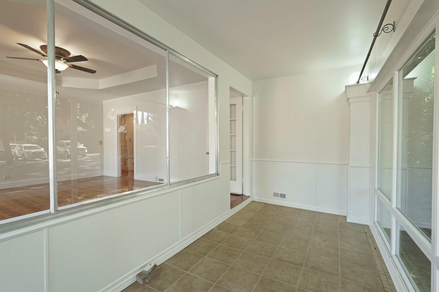 Detail Gallery Image 4 of 42 For 720 W Flora St, Stockton,  CA 95203 - 2 Beds | 1 Baths