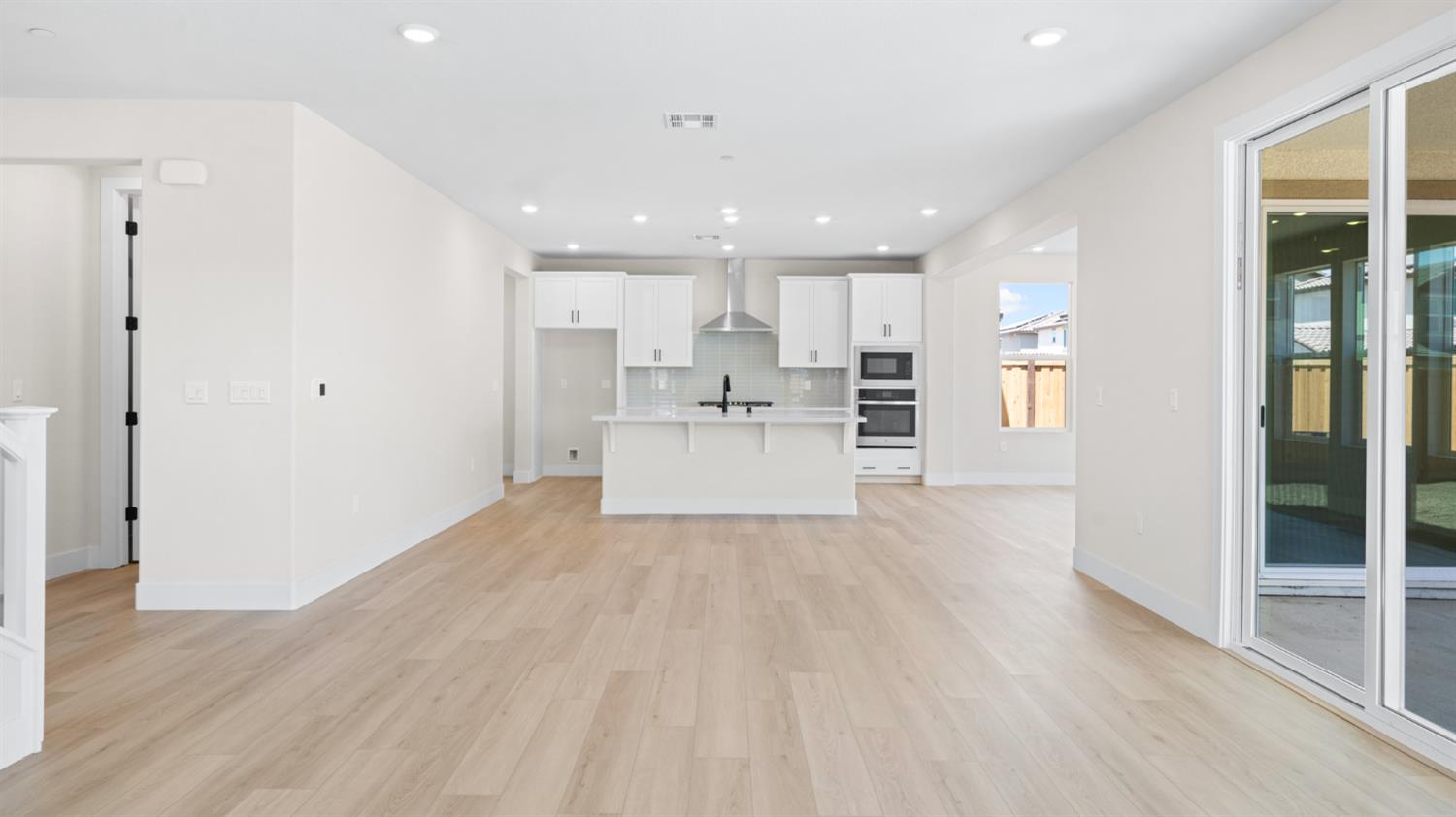 Detail Gallery Image 12 of 42 For 2509 Hamilton Dr, Lodi,  CA 95242 - 4 Beds | 3/1 Baths
