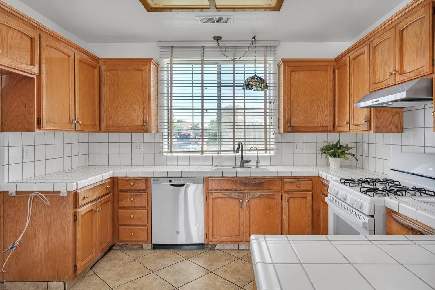 Detail Gallery Image 17 of 46 For 658 Tusky Ave, Los Banos,  CA 93635 - 3 Beds | 2 Baths