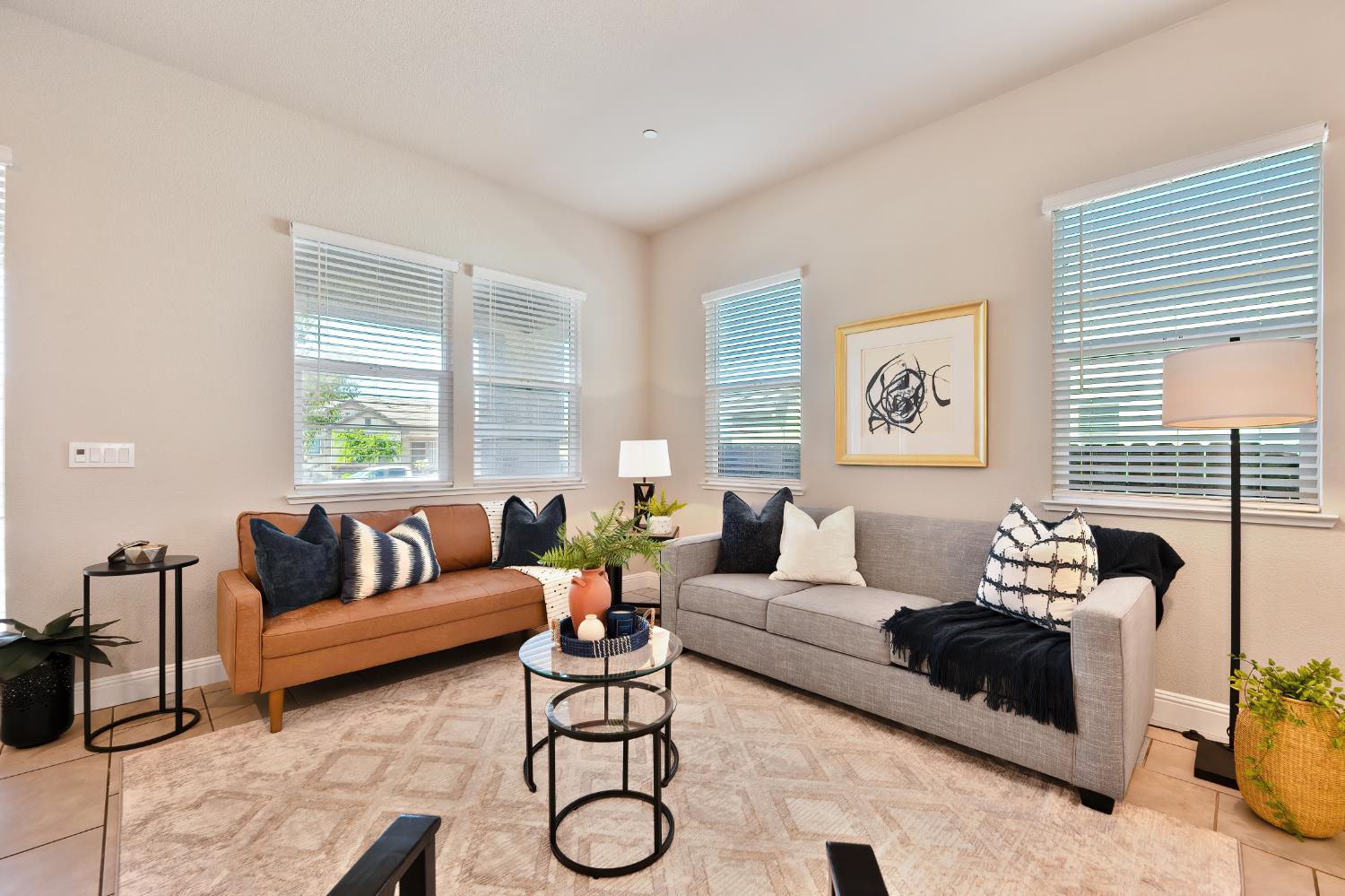 Detail Gallery Image 13 of 70 For 3021 Violet St #172,  Lodi,  CA 95242 - 5 Beds | 3 Baths