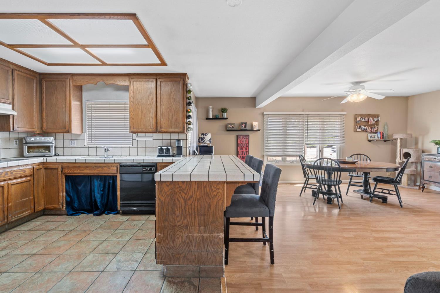 Detail Gallery Image 52 of 81 For 3101 River Rd, Vernalis,  CA 95385 - 5 Beds | 3 Baths