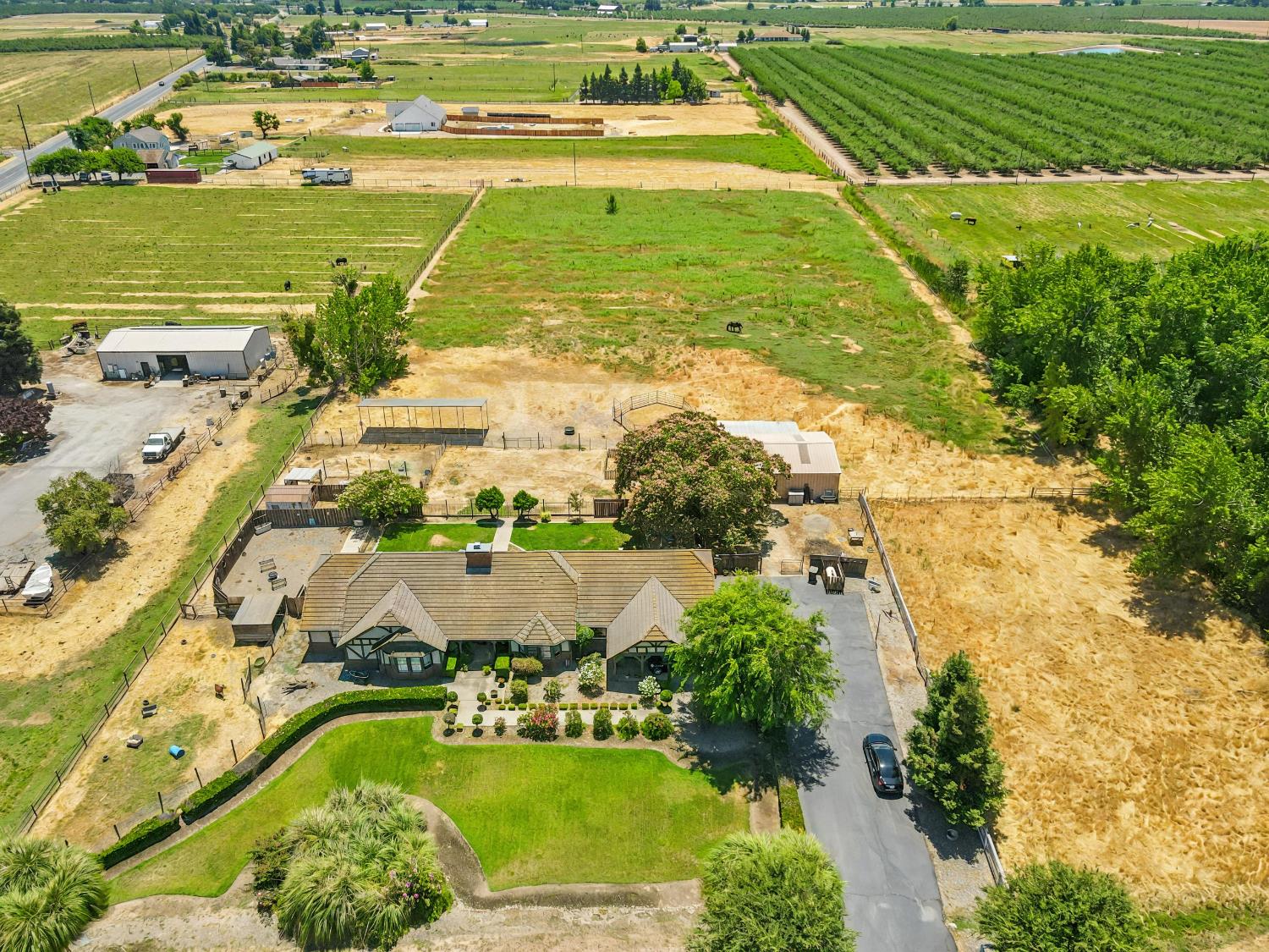 Detail Gallery Image 5 of 12 For 11413 26 Mile Rd, Oakdale,  CA 95361 - 3 Beds | 2/1 Baths