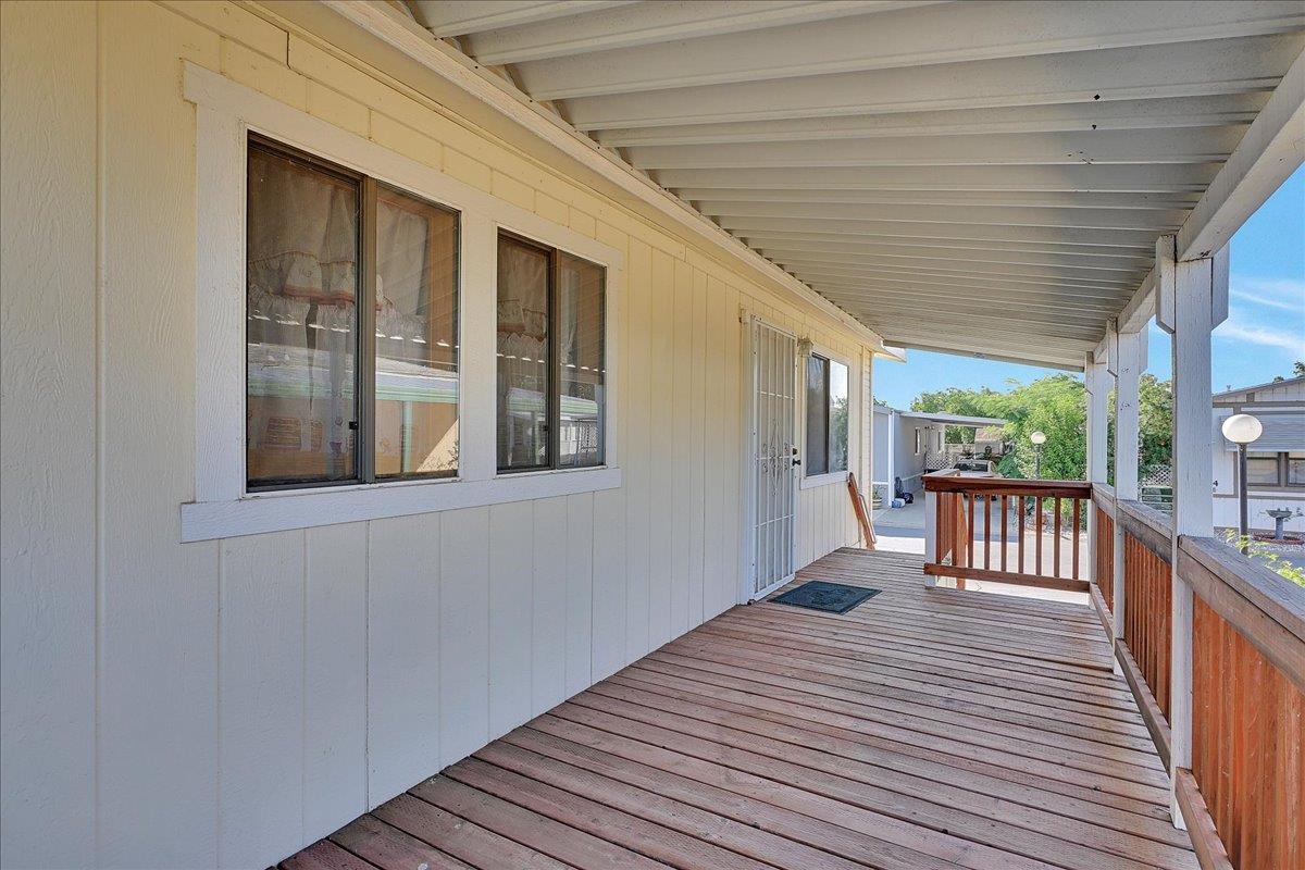 Detail Gallery Image 8 of 28 For 125 Kristin Dr 34, Wheatland,  CA 95692 - 2 Beds | 2 Baths