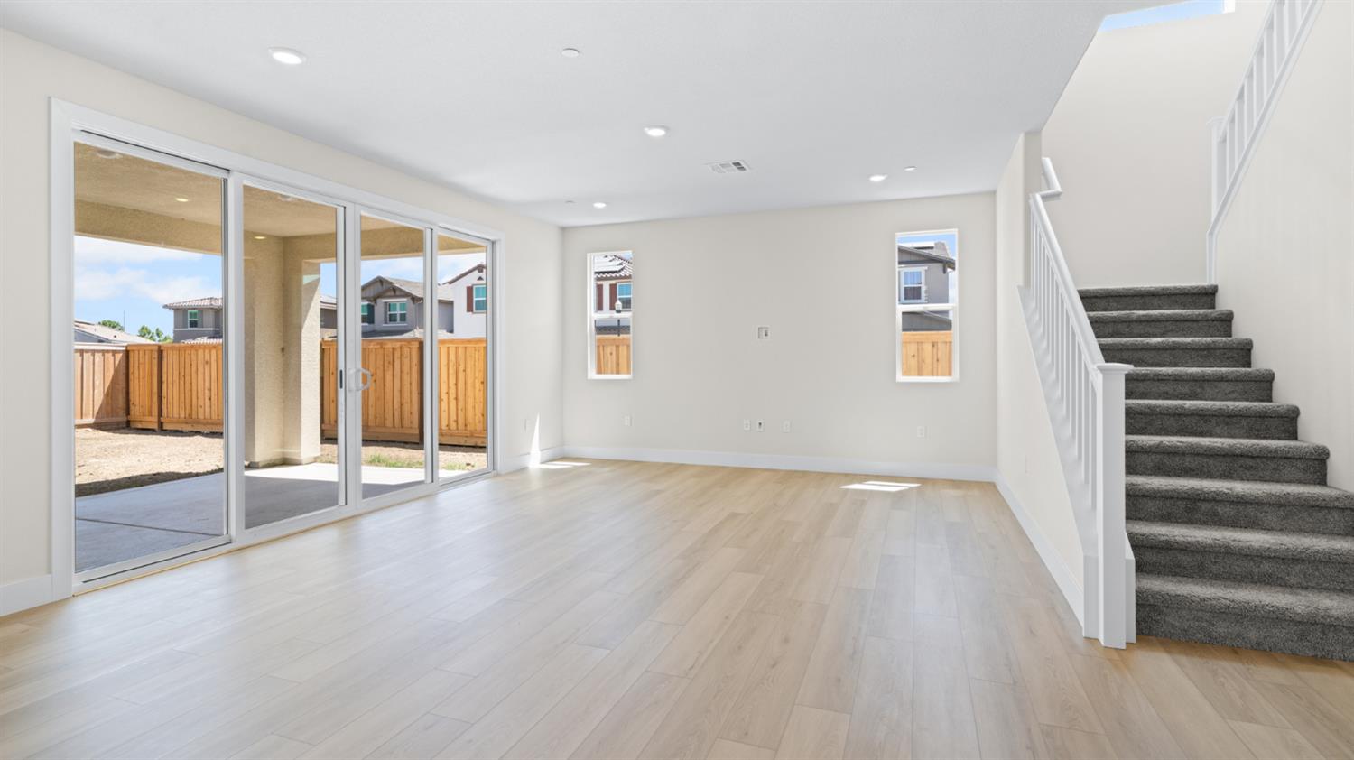 Detail Gallery Image 8 of 42 For 2509 Hamilton Dr, Lodi,  CA 95242 - 4 Beds | 3/1 Baths