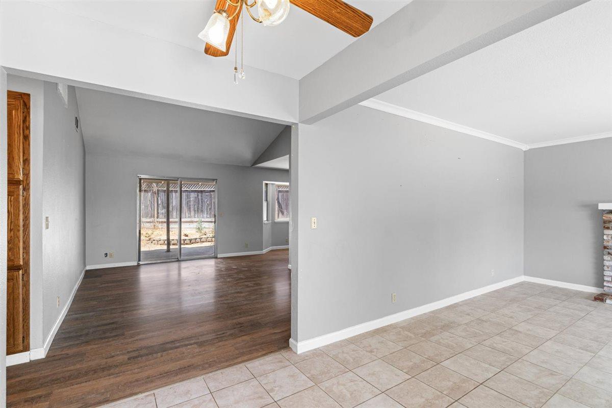 Detail Gallery Image 8 of 44 For 1805 Stone Cress, Ceres,  CA 95307 - 3 Beds | 2 Baths