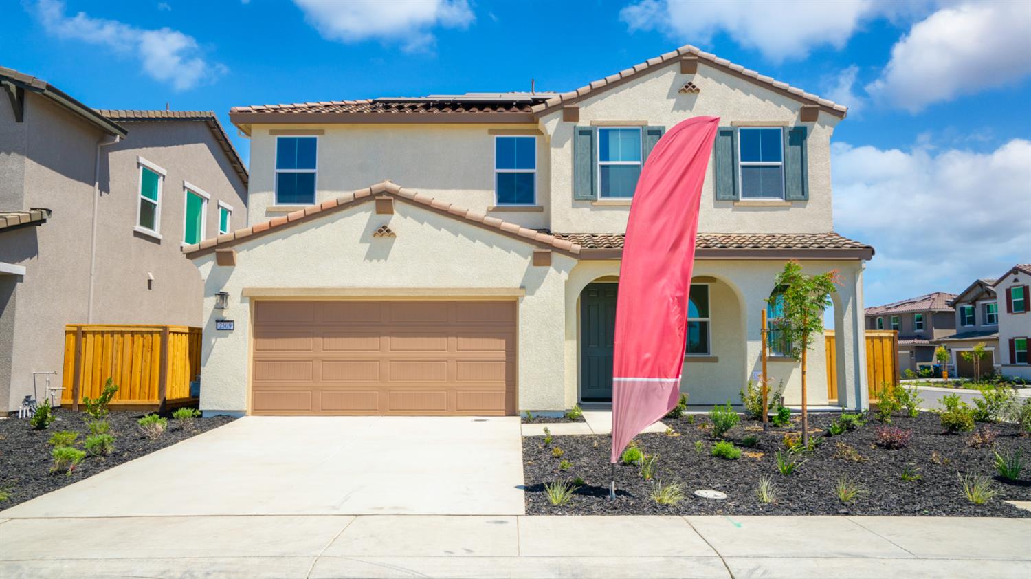 Detail Gallery Image 2 of 42 For 2509 Hamilton Dr, Lodi,  CA 95242 - 4 Beds | 3/1 Baths