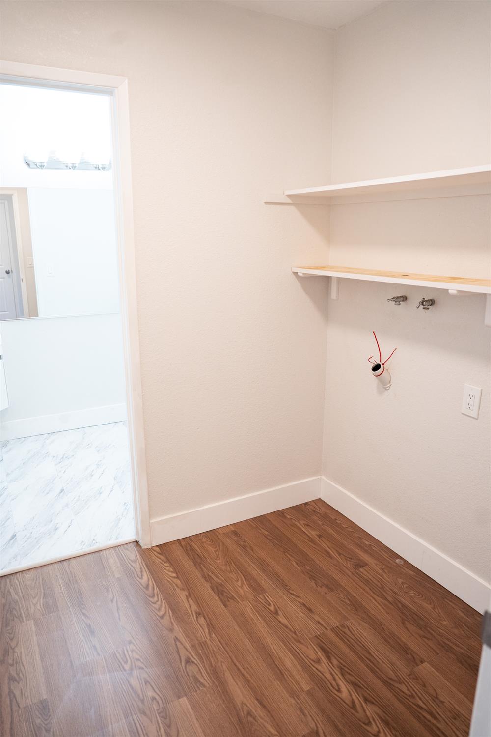 Detail Gallery Image 23 of 45 For 33 Deer St #7,  Salinas,  CA 93906 - 3 Beds | 2/1 Baths