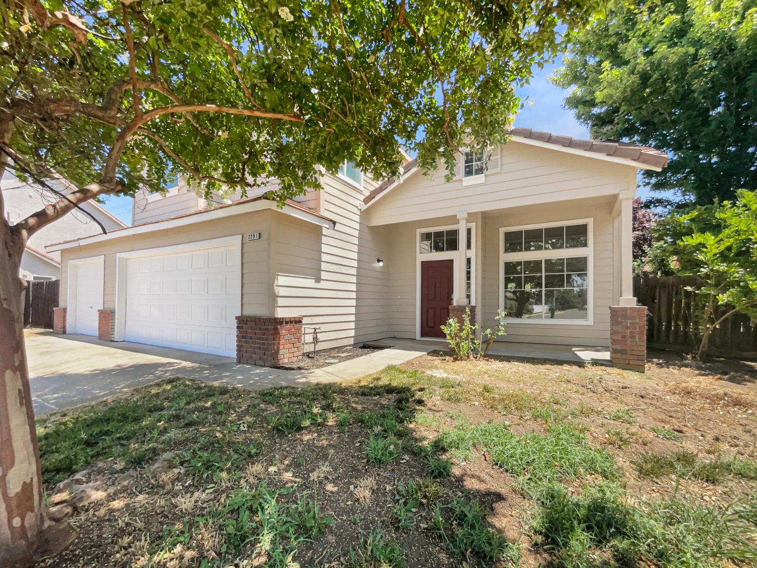 Detail Gallery Image 10 of 38 For 2291 Hamstead Ln, Yuba City,  CA 95991 - 4 Beds | 2/1 Baths