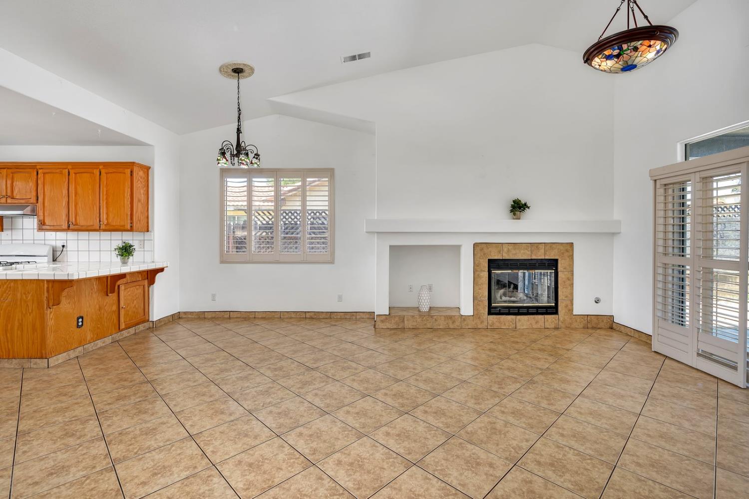 Detail Gallery Image 11 of 46 For 658 Tusky Ave, Los Banos,  CA 93635 - 3 Beds | 2 Baths