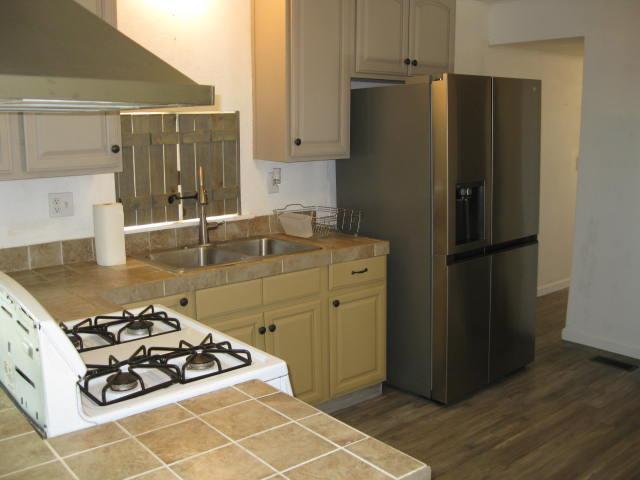 Detail Gallery Image 7 of 20 For 4024 W Barnhart Rd 3, Turlock,  CA 95382 - 2 Beds | 1 Baths