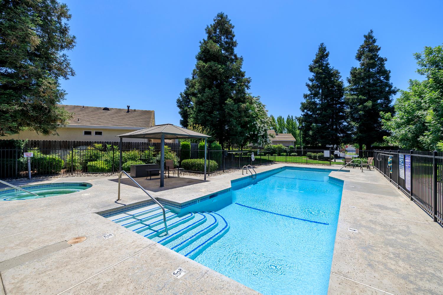 Detail Gallery Image 31 of 33 For 2040 Spring Valley Dr, Turlock,  CA 95382 - 2 Beds | 2 Baths