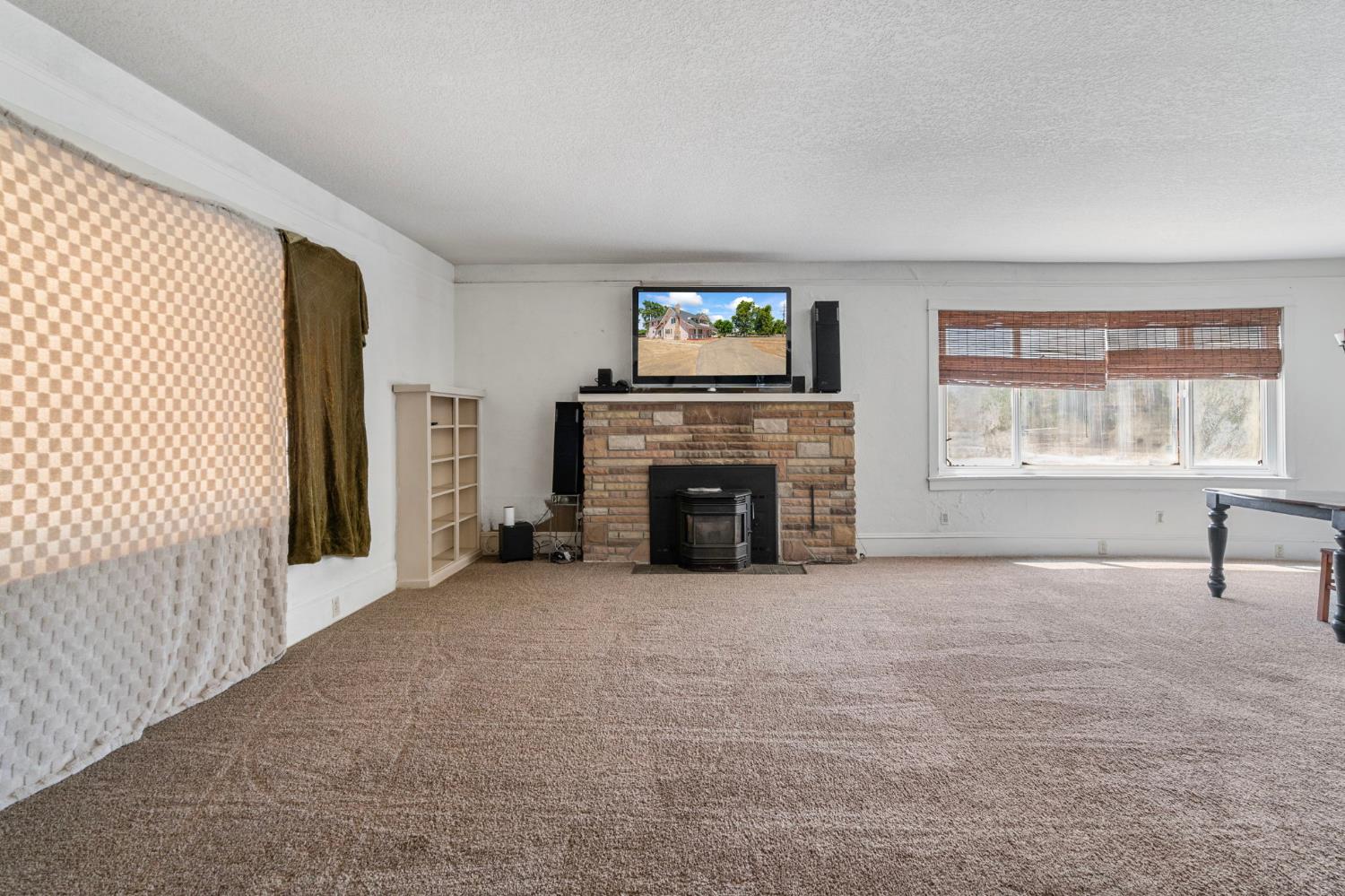 Detail Gallery Image 7 of 81 For 3101 River Rd, Vernalis,  CA 95385 - 5 Beds | 3 Baths