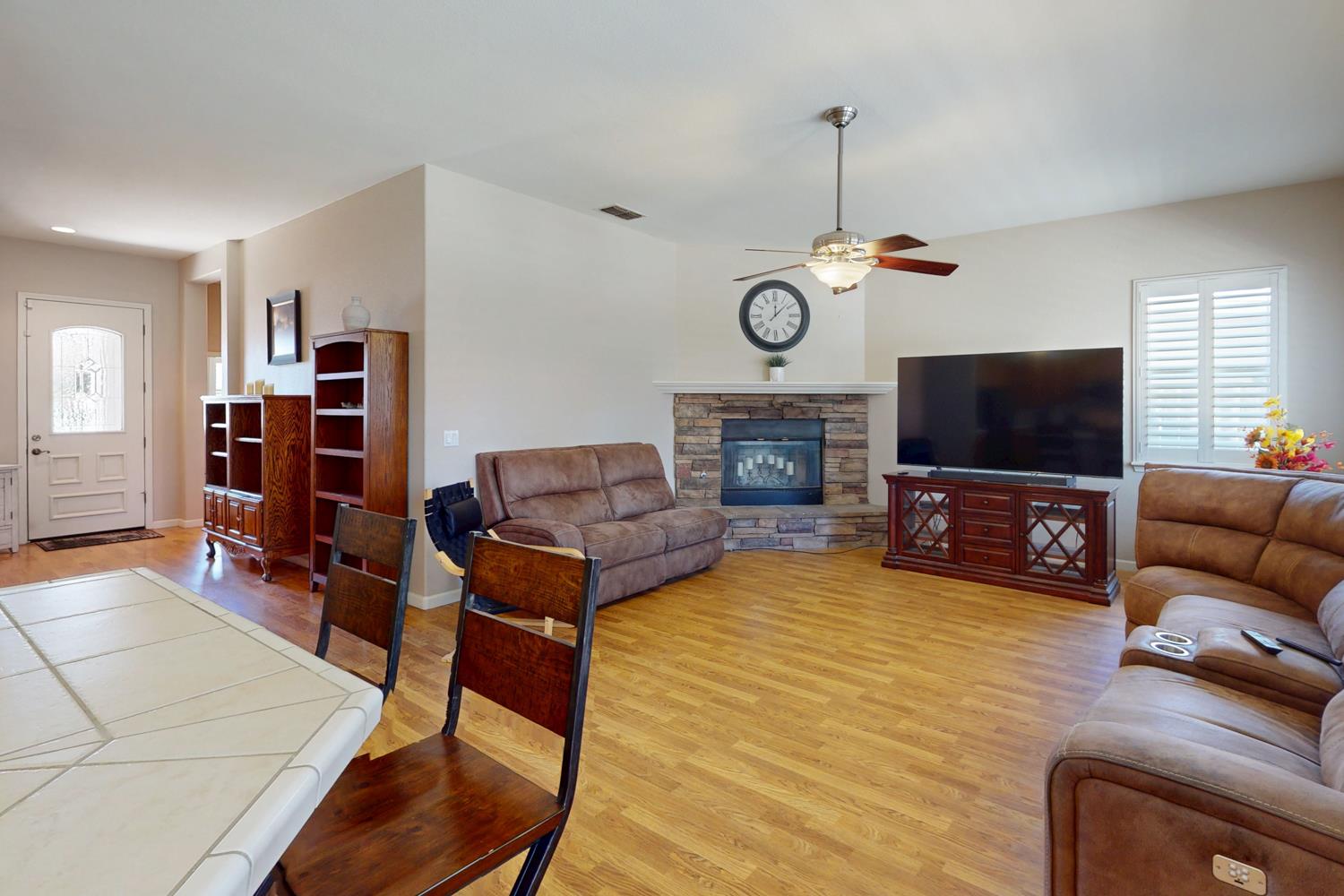 Detail Gallery Image 25 of 62 For 1871 Malkit Ct, Yuba City,  CA 95993 - 3 Beds | 2 Baths