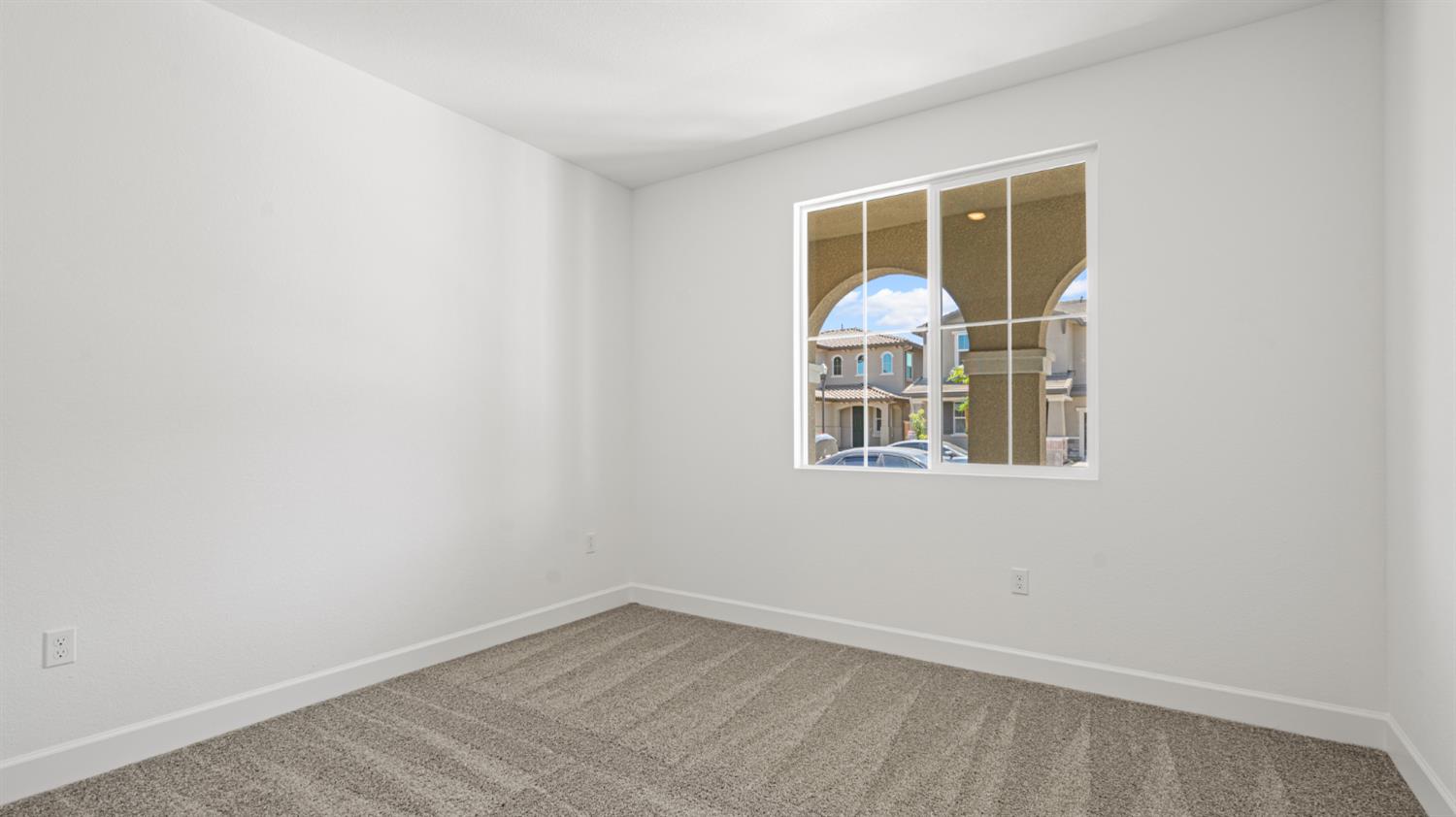 Detail Gallery Image 6 of 43 For 2639 Hamilton Dr, Lodi,  CA 95242 - 4 Beds | 3 Baths