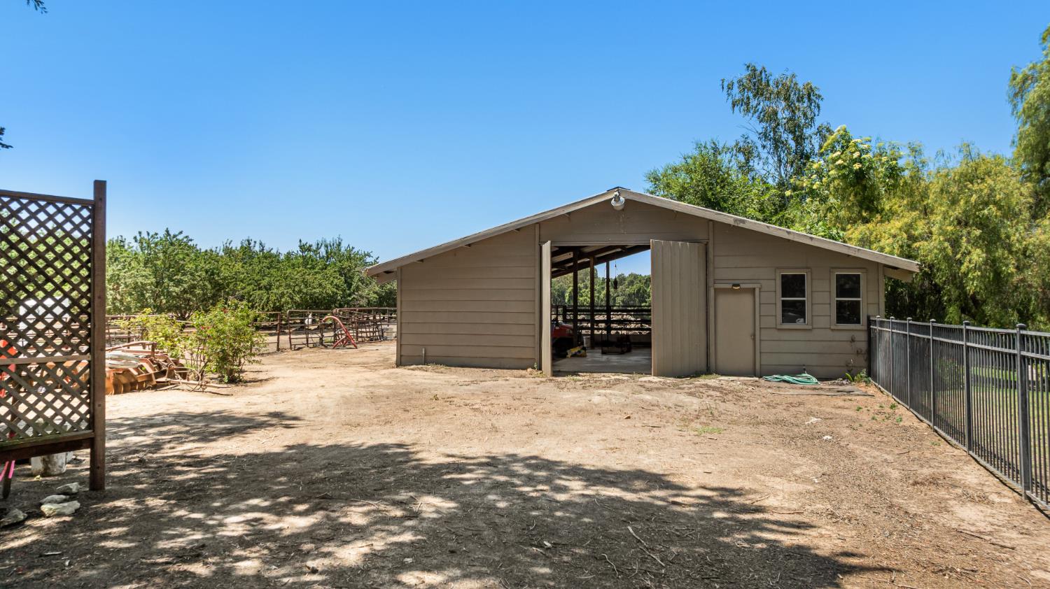Detail Gallery Image 58 of 74 For 625 N Hopper Rd, Modesto,  CA 95357 - 4 Beds | 4 Baths