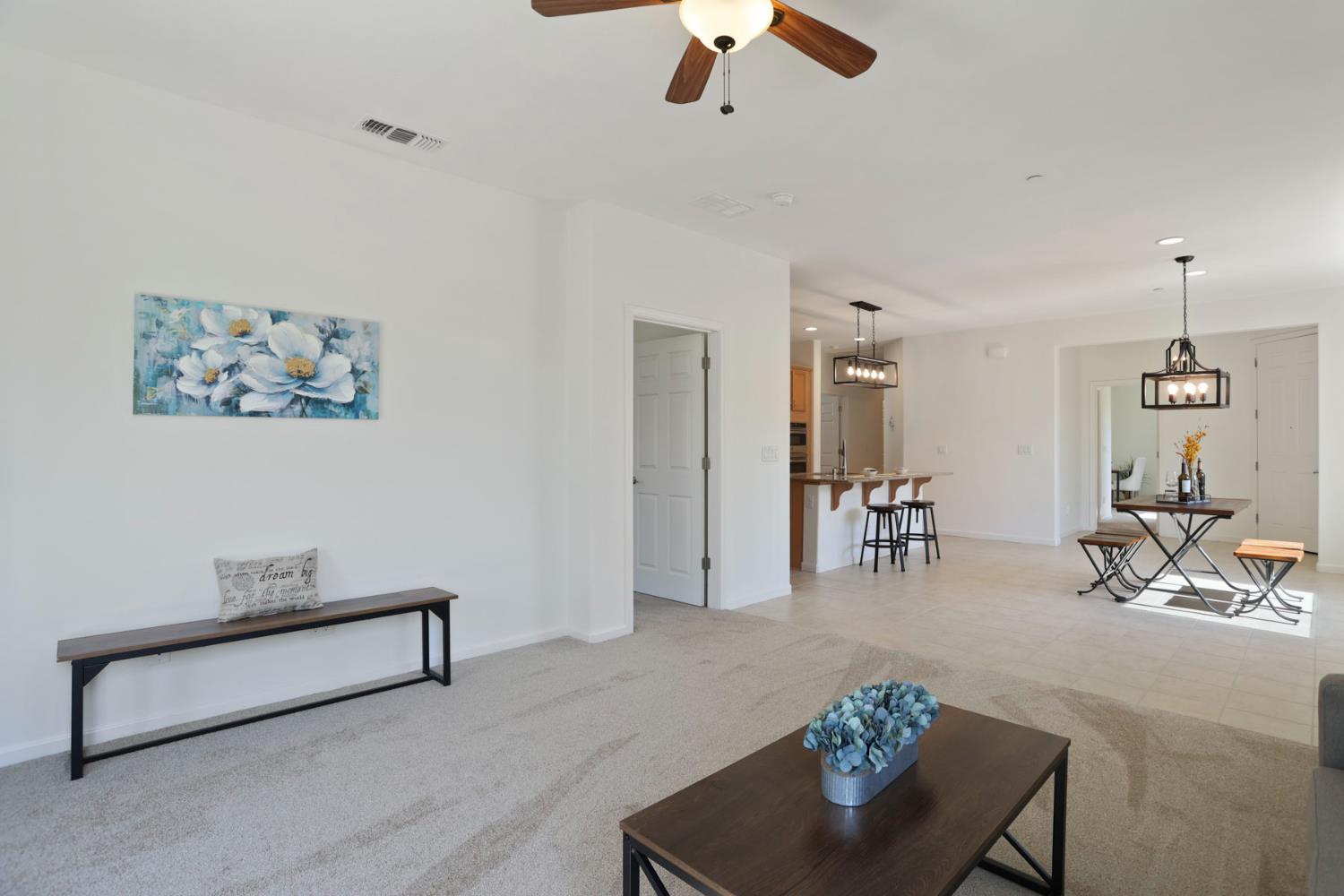 Detail Gallery Image 14 of 40 For 1266 Shady Pines, Manteca,  CA 95336 - 3 Beds | 2 Baths