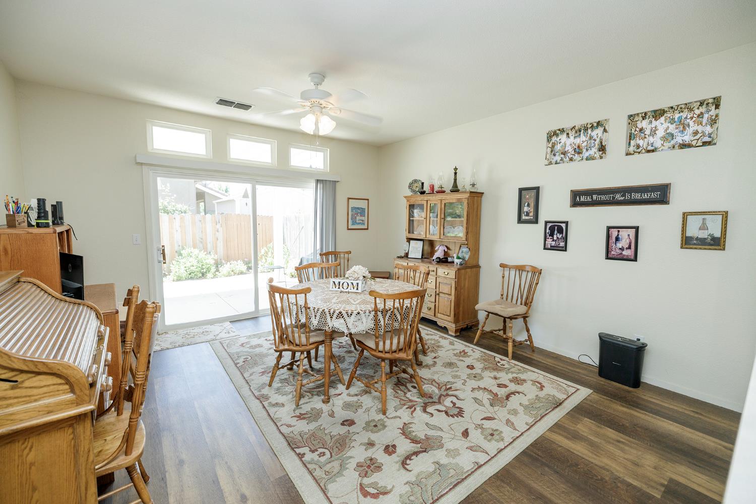 Detail Gallery Image 10 of 33 For 2040 Spring Valley Dr, Turlock,  CA 95382 - 2 Beds | 2 Baths