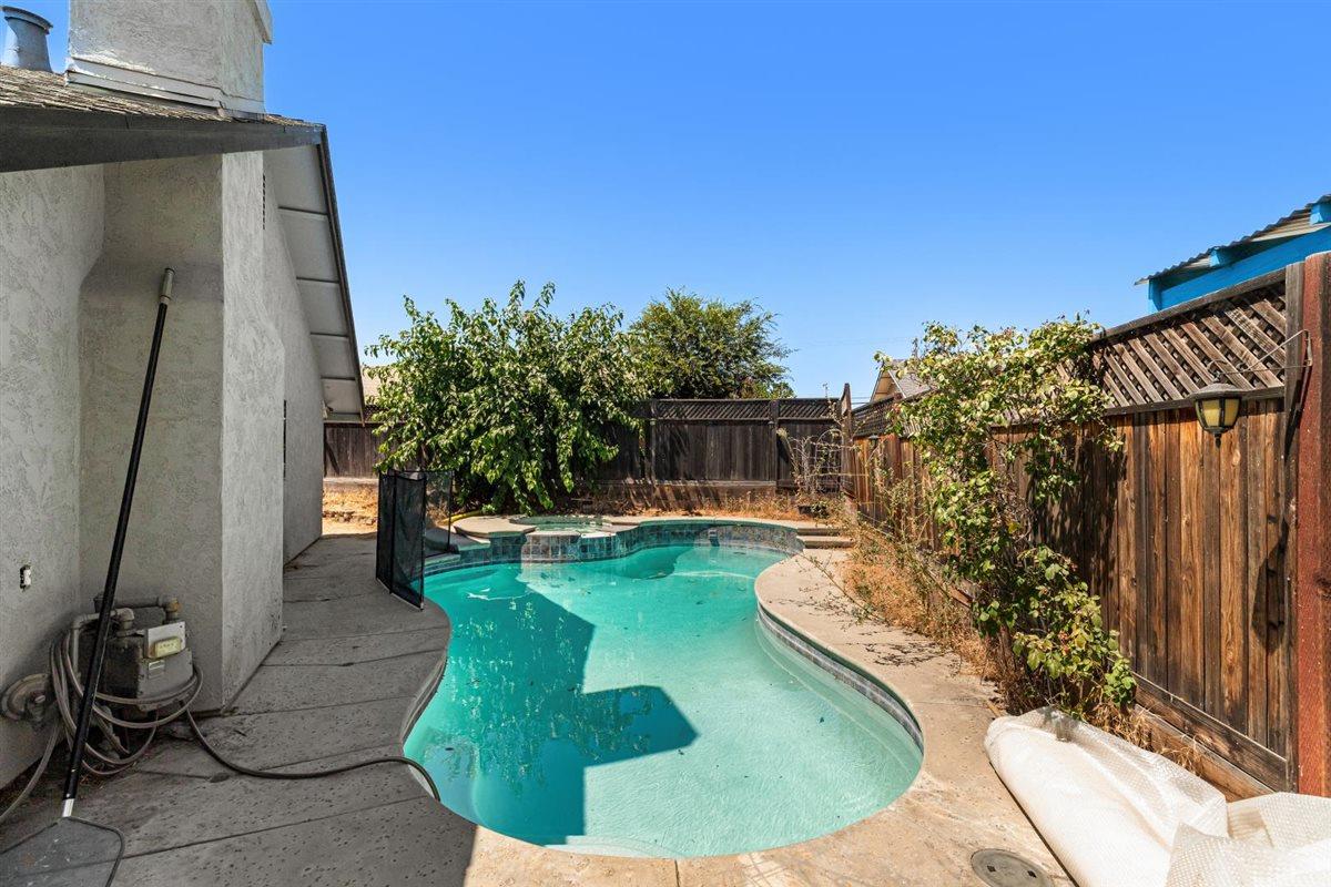 Detail Gallery Image 40 of 44 For 1805 Stone Cress, Ceres,  CA 95307 - 3 Beds | 2 Baths