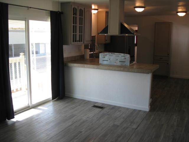 Detail Gallery Image 9 of 20 For 4024 W Barnhart Rd 3, Turlock,  CA 95382 - 2 Beds | 1 Baths