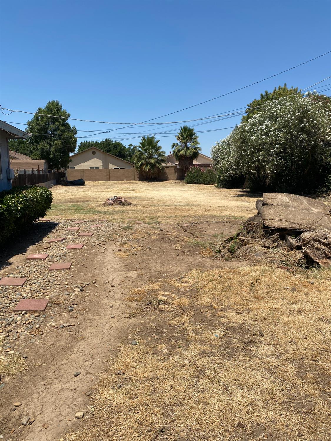 Detail Gallery Image 12 of 15 For 300 Brimmer Rd, Merced,  CA 95341 - 4 Beds | 2 Baths