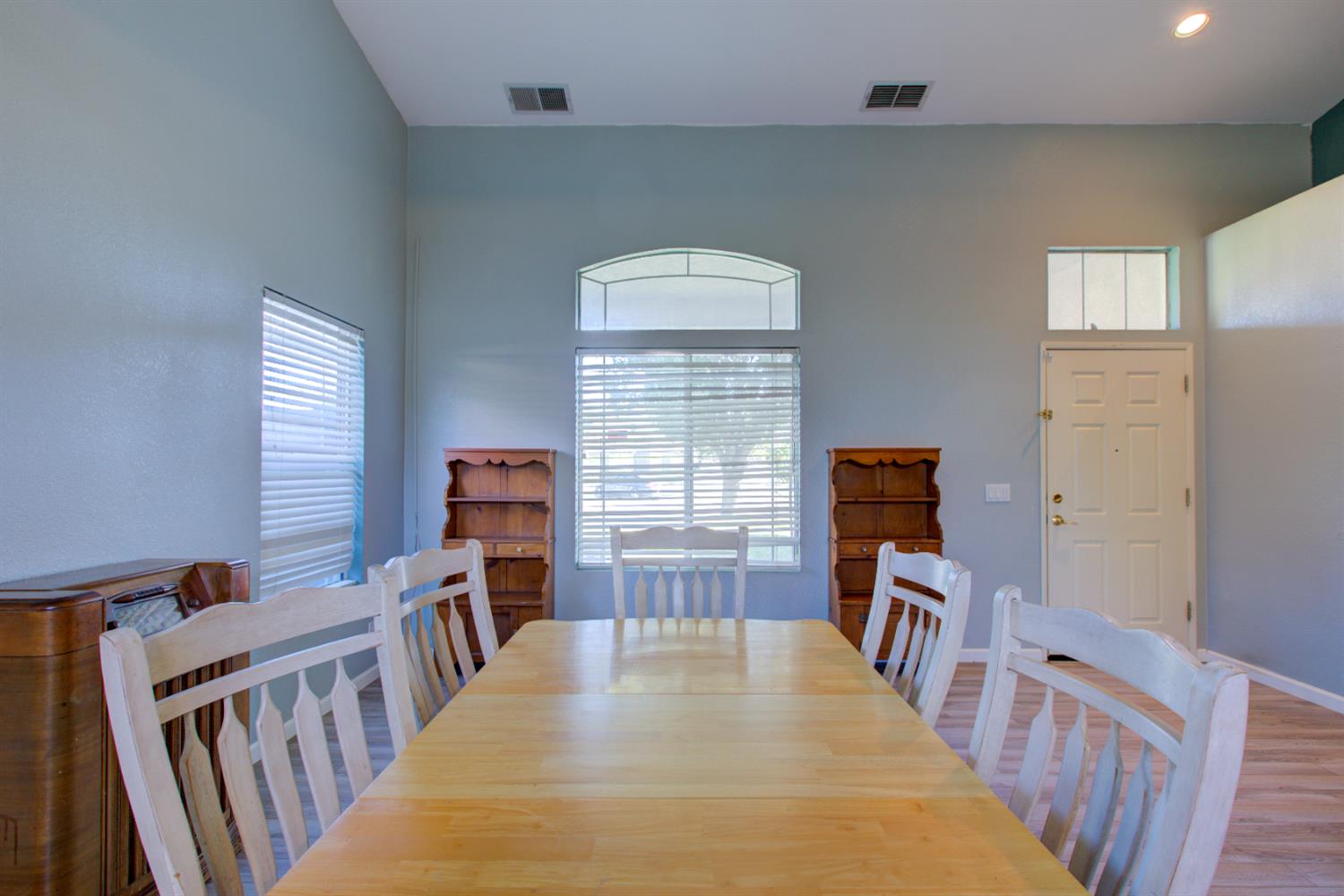 Detail Gallery Image 18 of 56 For 1166 Labrador Ct, Newman,  CA 95360 - 4 Beds | 3 Baths