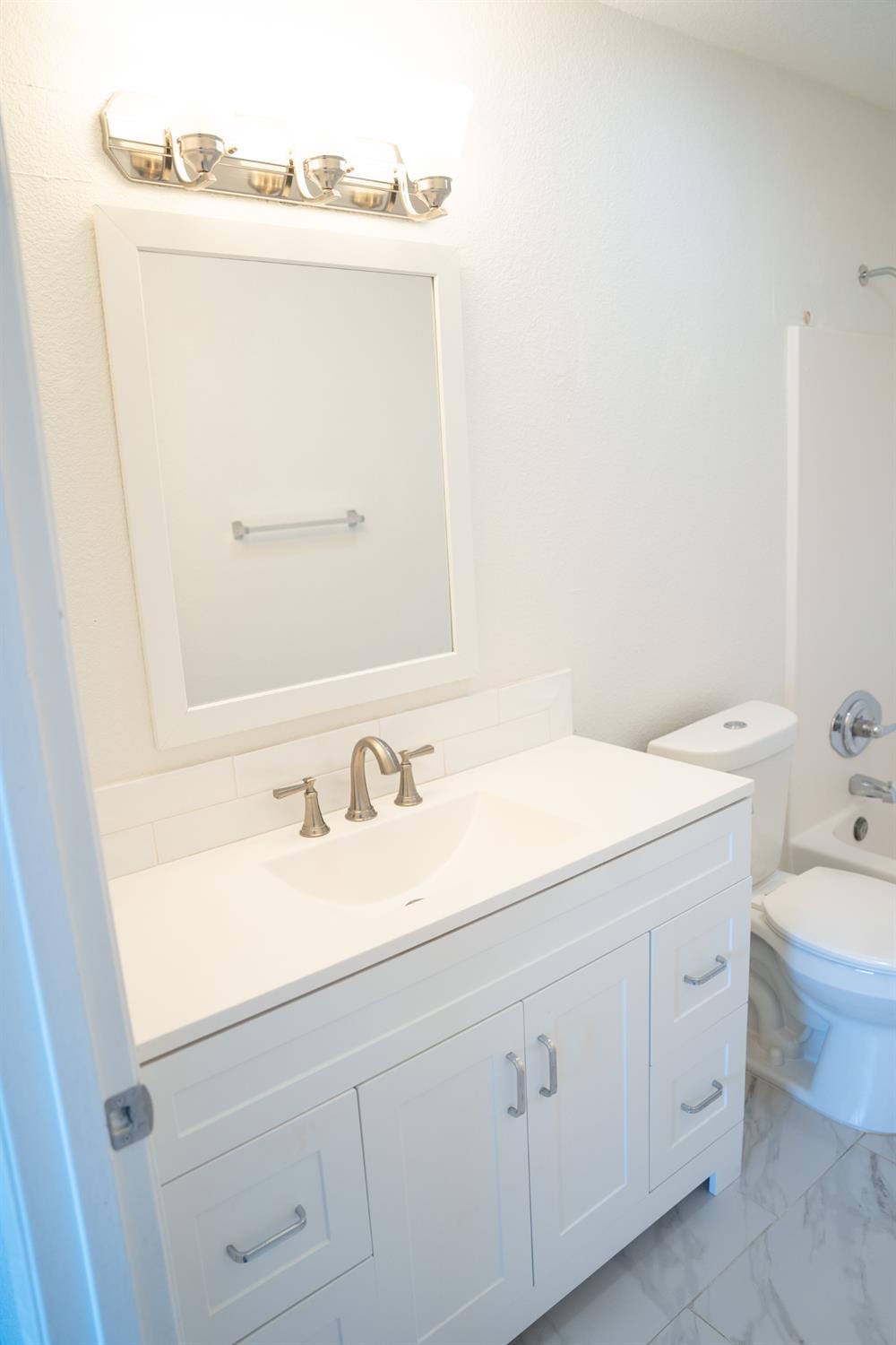 Detail Gallery Image 44 of 45 For 33 Deer St #7,  Salinas,  CA 93906 - 3 Beds | 2/1 Baths