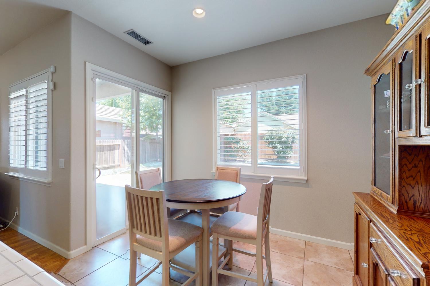 Detail Gallery Image 36 of 62 For 1871 Malkit Ct, Yuba City,  CA 95993 - 3 Beds | 2 Baths