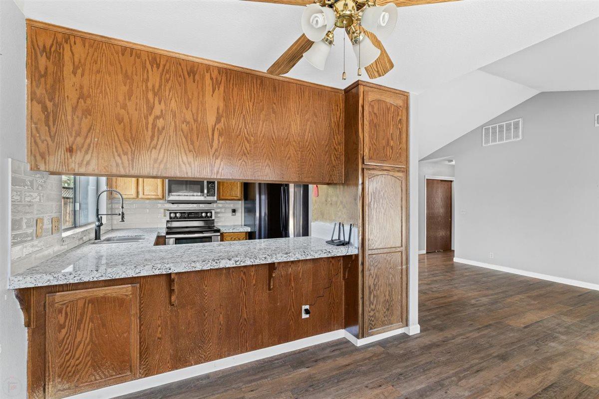 Detail Gallery Image 21 of 44 For 1805 Stone Cress, Ceres,  CA 95307 - 3 Beds | 2 Baths