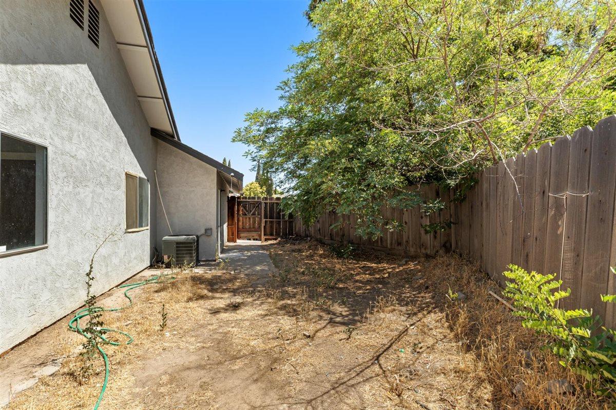 Detail Gallery Image 37 of 44 For 1805 Stone Cress, Ceres,  CA 95307 - 3 Beds | 2 Baths