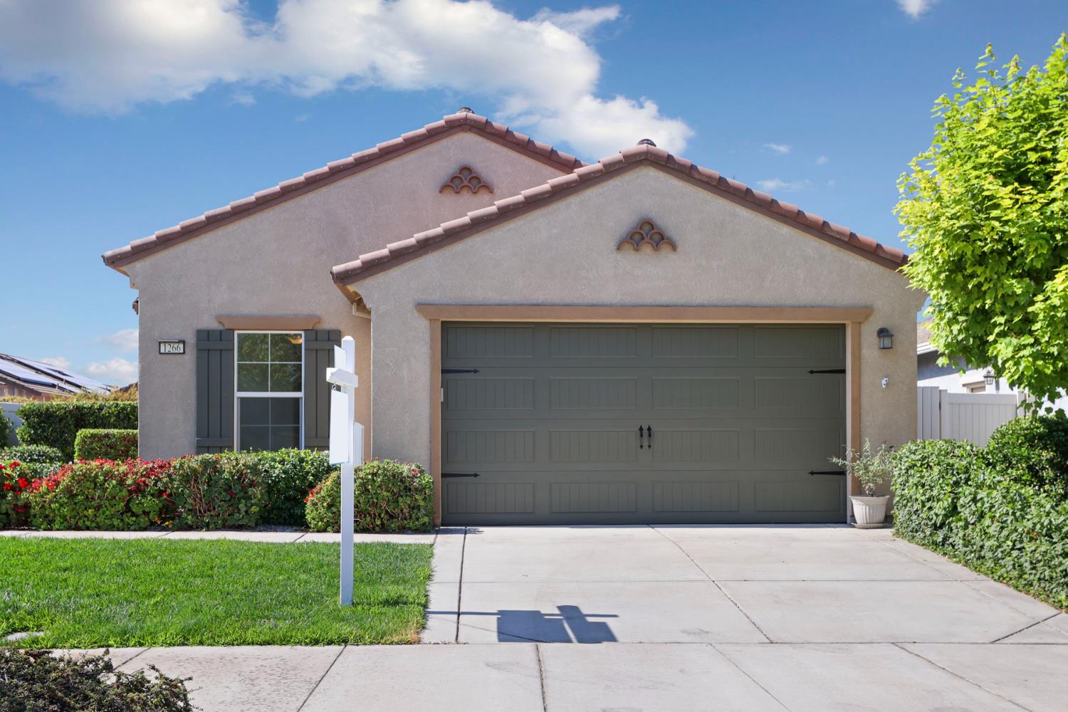 Detail Gallery Image 37 of 40 For 1266 Shady Pines, Manteca,  CA 95336 - 3 Beds | 2 Baths