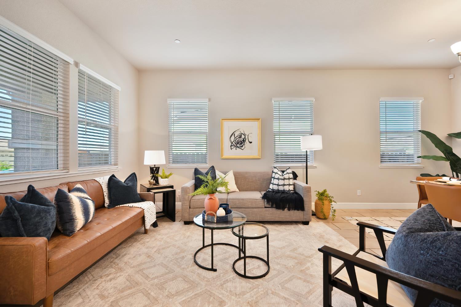 Detail Gallery Image 12 of 70 For 3021 Violet St #172,  Lodi,  CA 95242 - 5 Beds | 3 Baths
